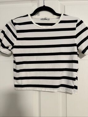 Zara Black and White Striped Short Sleeve Tee
